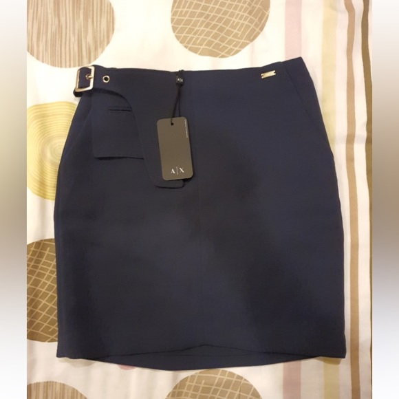 Armani Exchange mini skirt - Picture 10 of 17